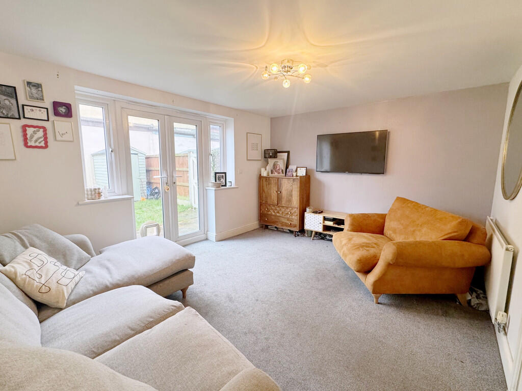 Dunsmore Court, Hillmorton  photo 2
