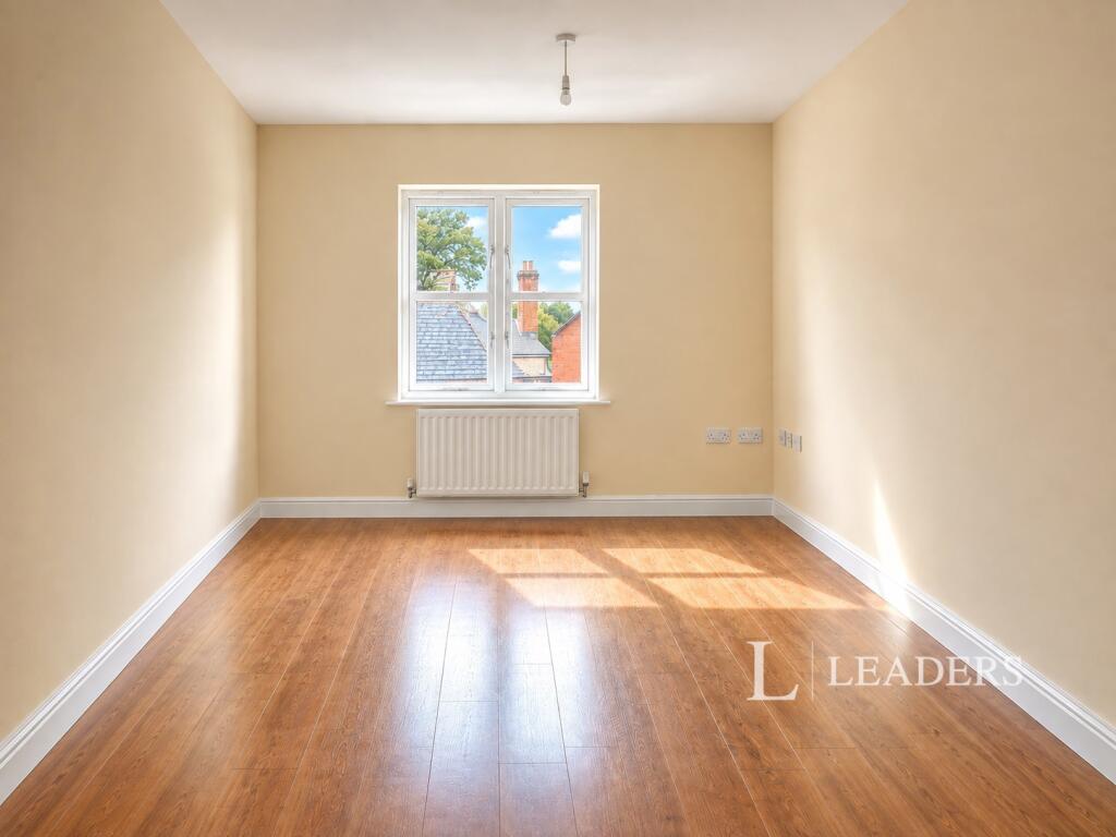 Apartment in Colchester, Essex - View 4