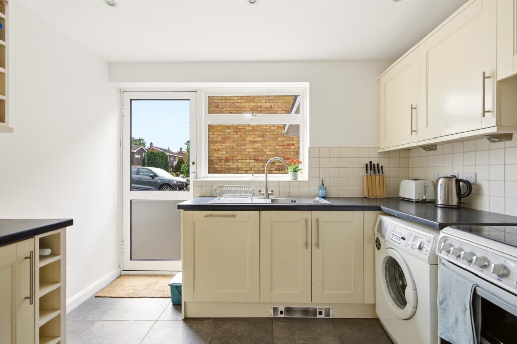 House in St Albans, Marshalswick, Sandridge - View 3