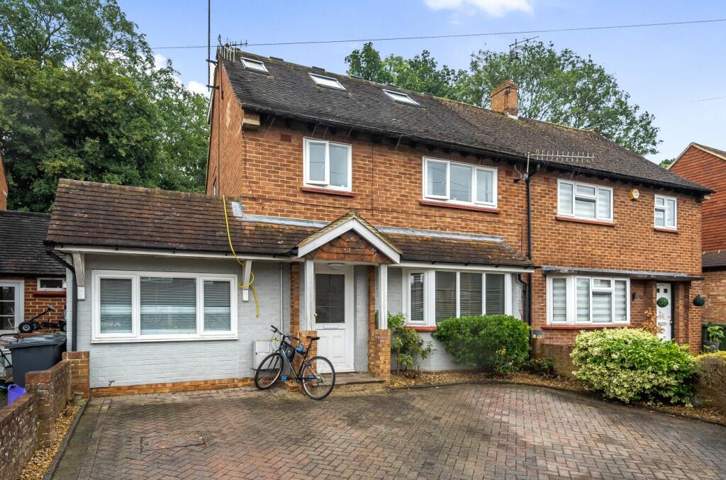 Main image of property: Gosden Hill Road, Guildford, Surrey, GU4