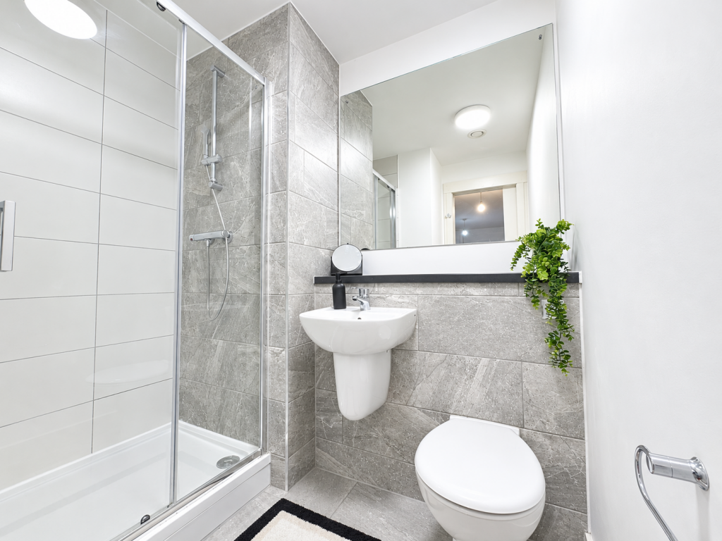 Apartment 94, Block B, One Wolstenholme Square, Liverpool, L1 photo 5