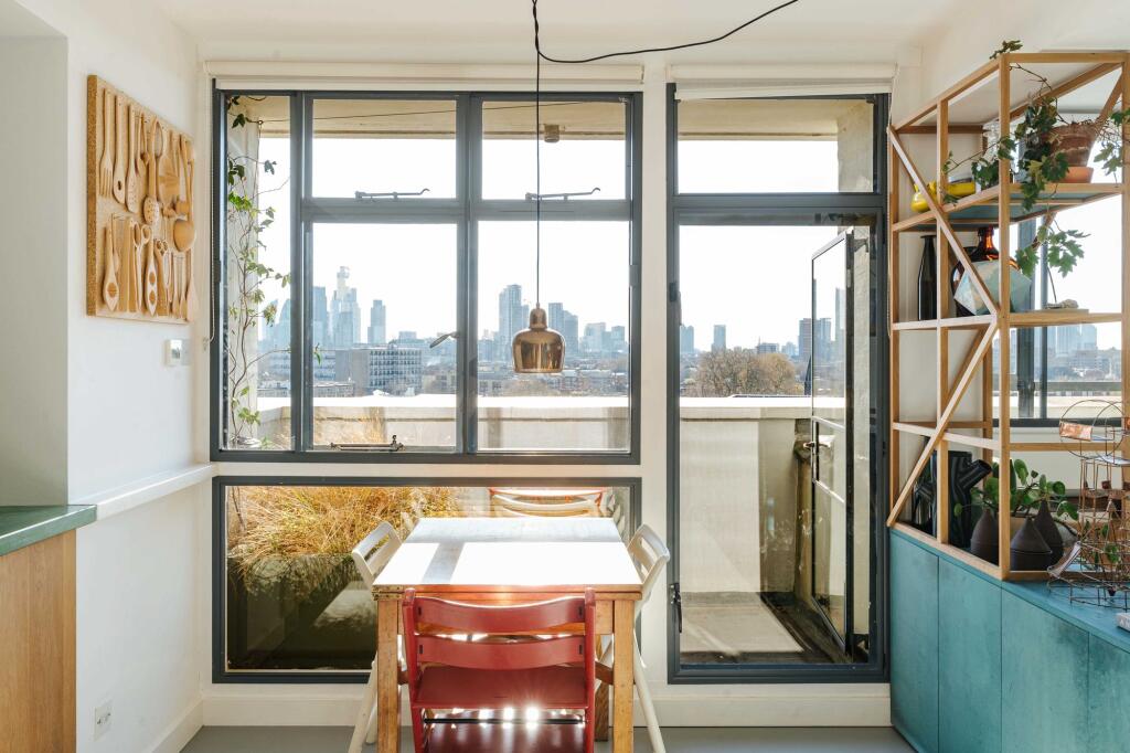 Apartment in London, Bethnal Green - View 5