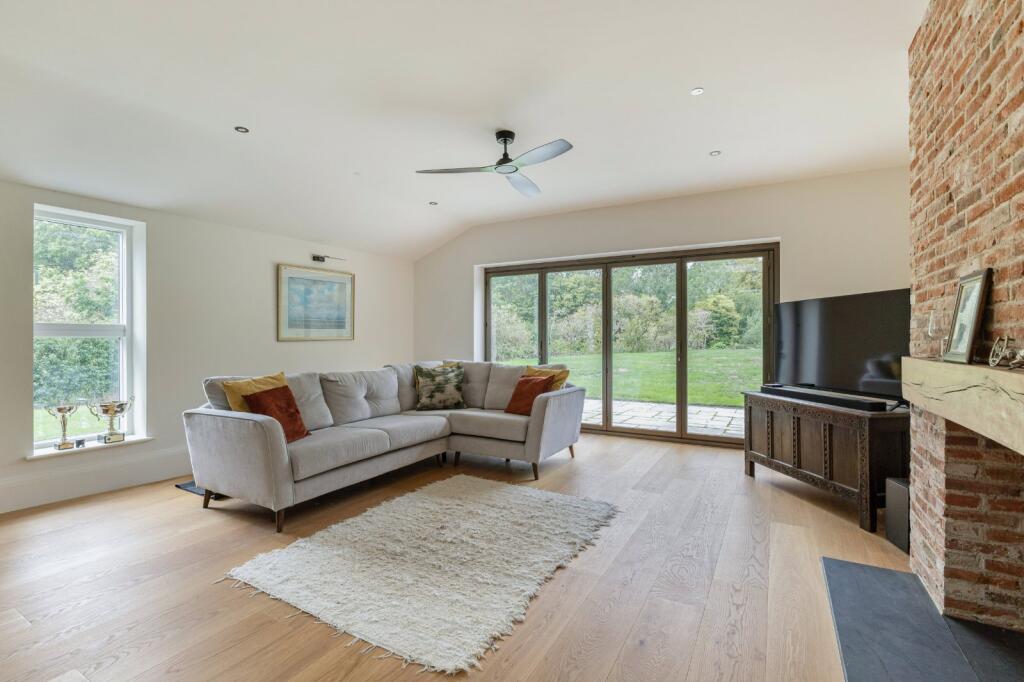 House in Stevenage - View 5