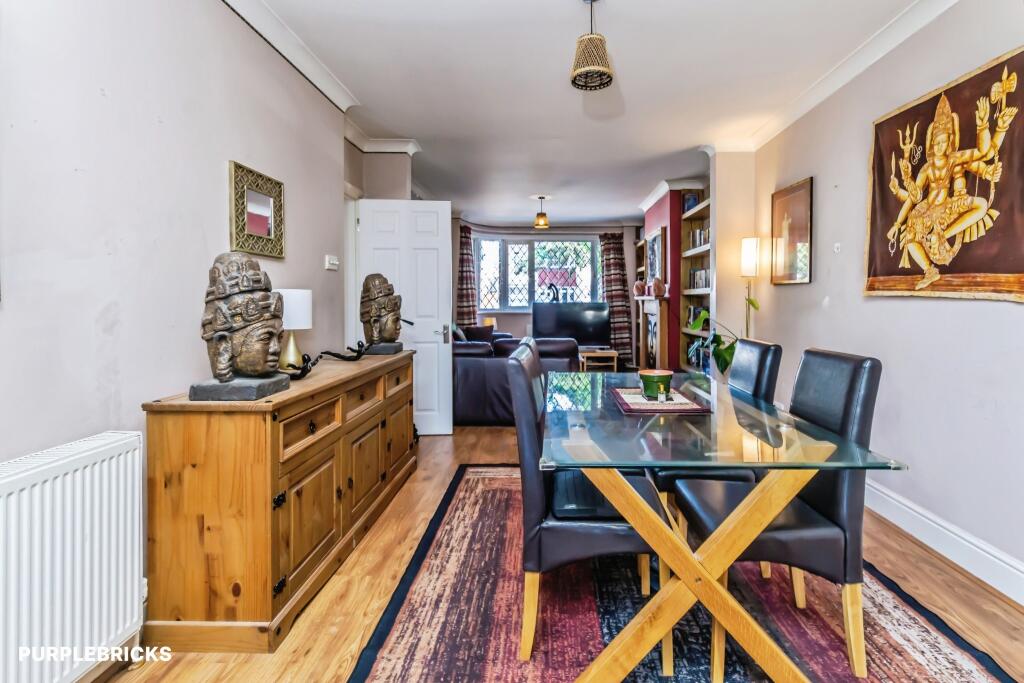 House in London - View 3