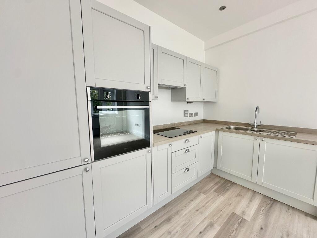 Apartment in Derby - View 2