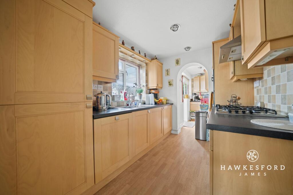 House in Sittingbourne, Grove Park, Chalkwell - View 5