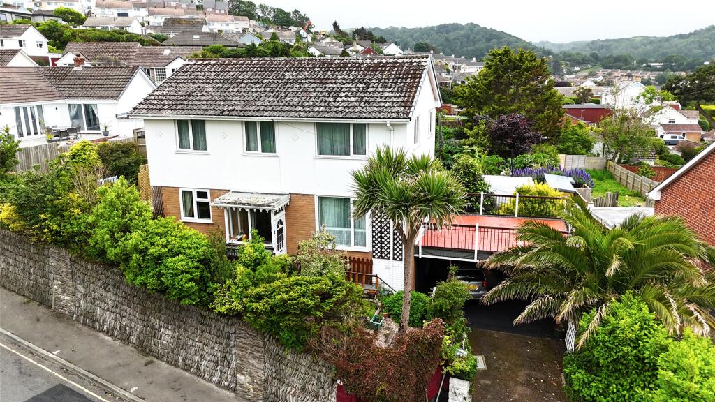 4-bed detached on 34, Marlborough Road, £370,000