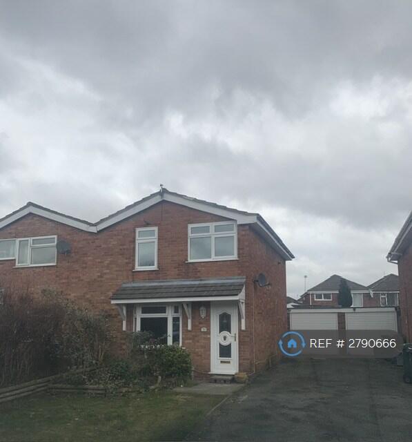 Main image of property: Lawnswood Grove, Elton, CH2