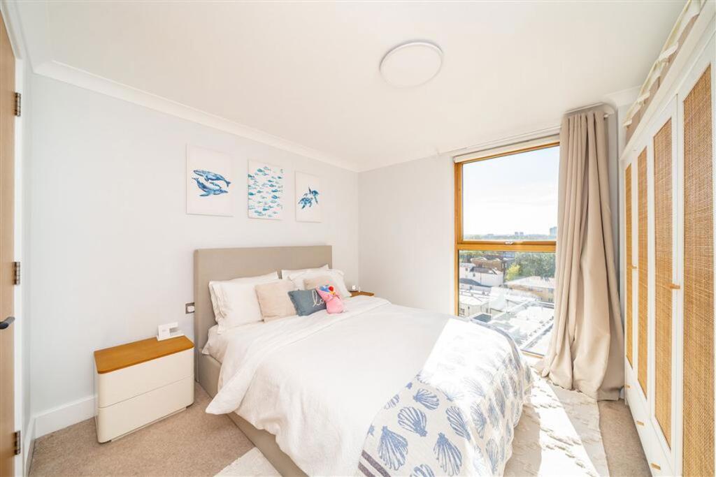 Apartment in London - View 3