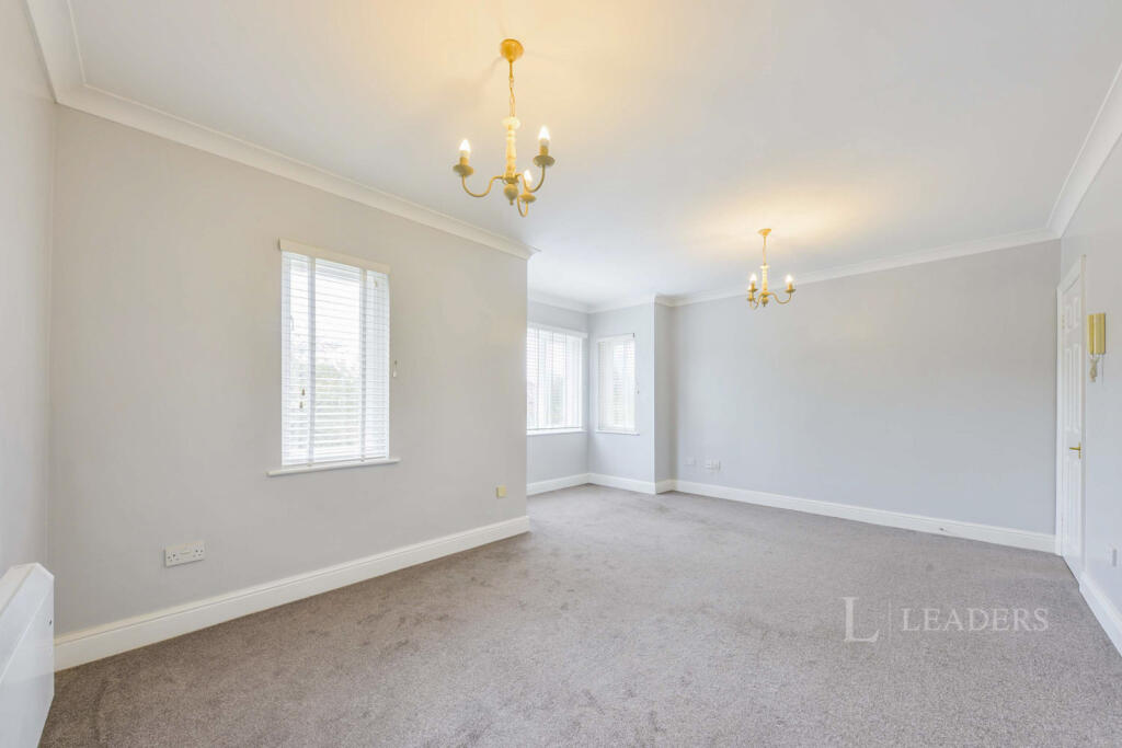Additional image 3 of Latium Close, Holywell Hill, AL1