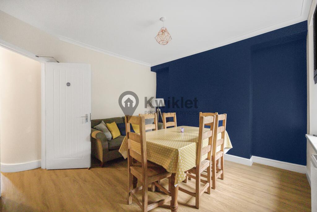 House in Pontypridd, Y Graig - View 5