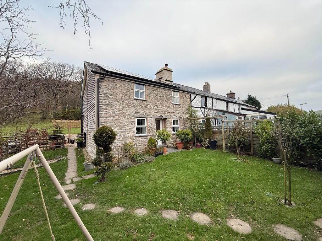 Main image of property: Craig Yr Henffordd, SY20