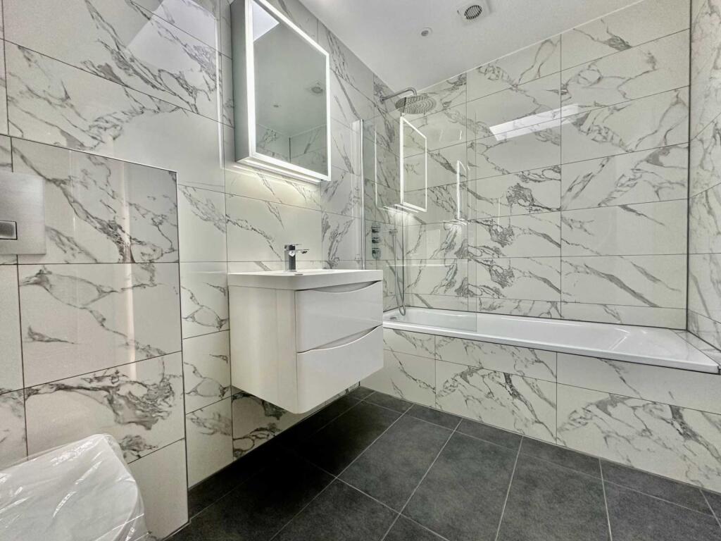 Main image of property: Woodside Park Road, Woodside Park, London N12