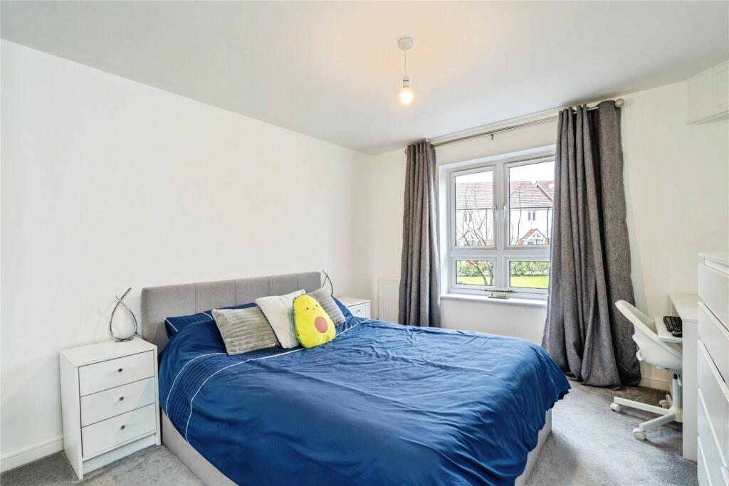 Apartment in Chichester, Oving - View 5