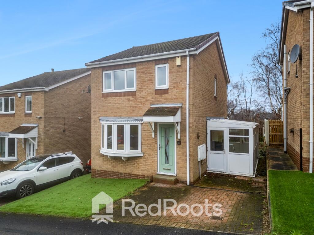 3-bed detached on Stonehill Rise, Cudworth, £200,000