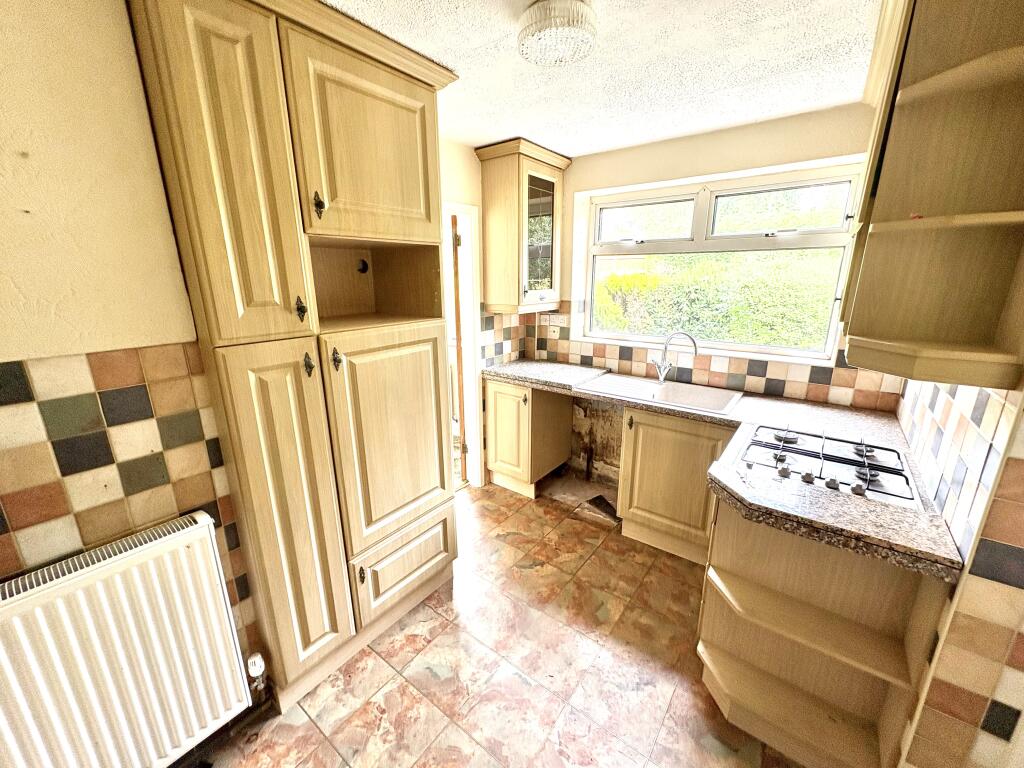 8 Jeffries Avenue, Crich, Matlock, Derbyshire DE4 5DU photo 4