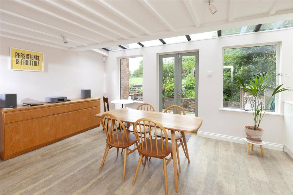 House in Wiltshire, East Knoyle - View 6
