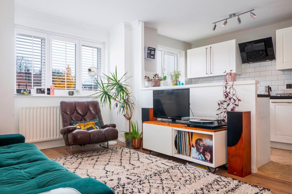Main image of property: Caroline Close, London