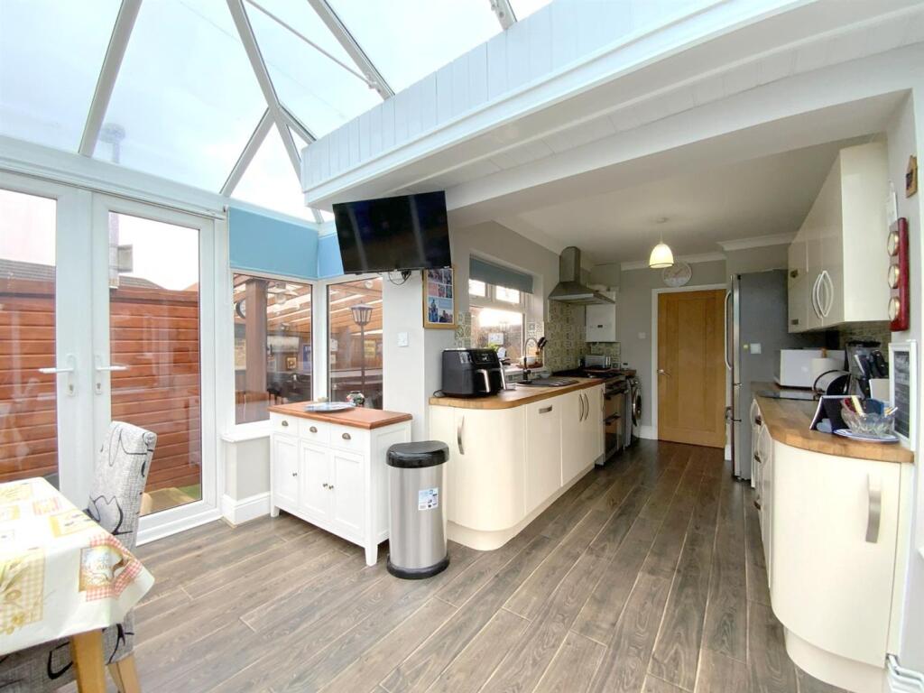 Philip Avenue, Cleethorpes photo 4