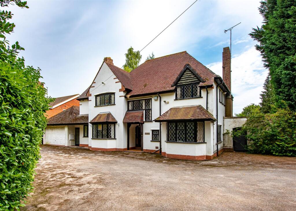 4-bed detached on Greenways and Building Plots, 45 Perton Road, Wightwick, WV6 8DE, £1,395,000