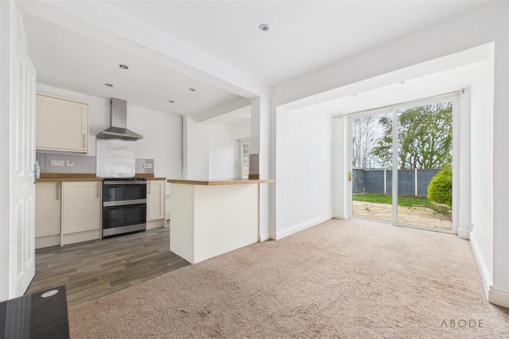 House in Dudley - View 4