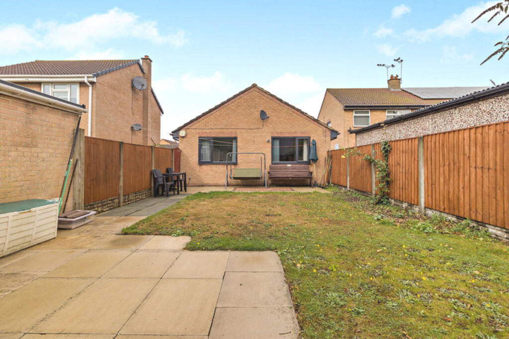House in Doncaster, Blaxton - View 5