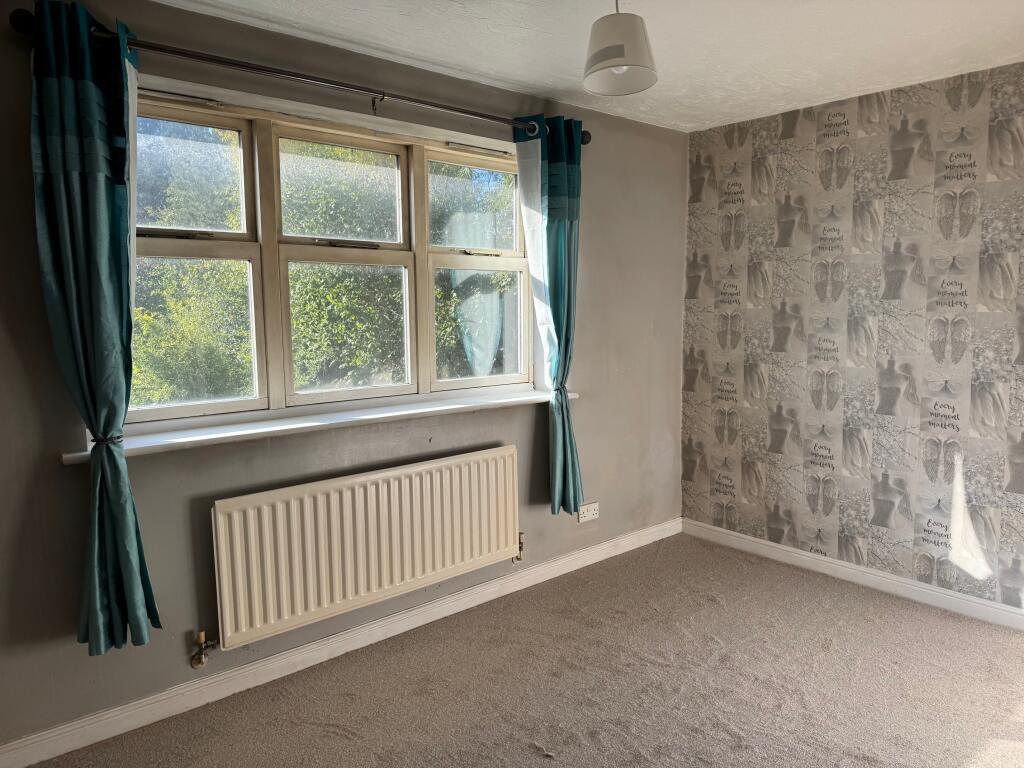 House in Worksop, Gateford - View 4