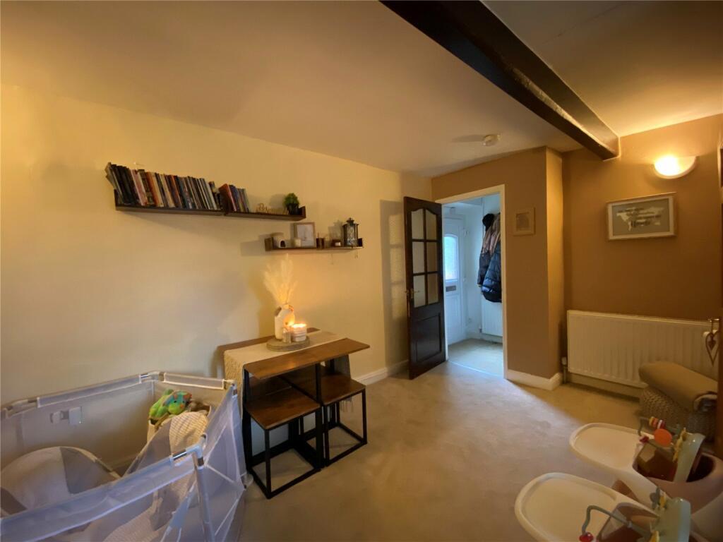House in Bradford, Sandy Lane - View 4