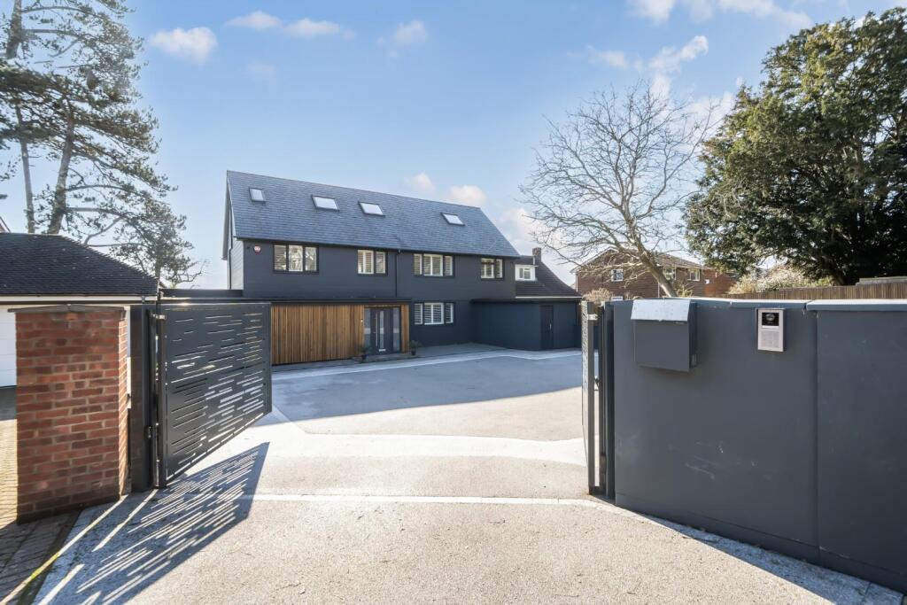 Main image of property: Havant Road, Drayton, Portsmouth