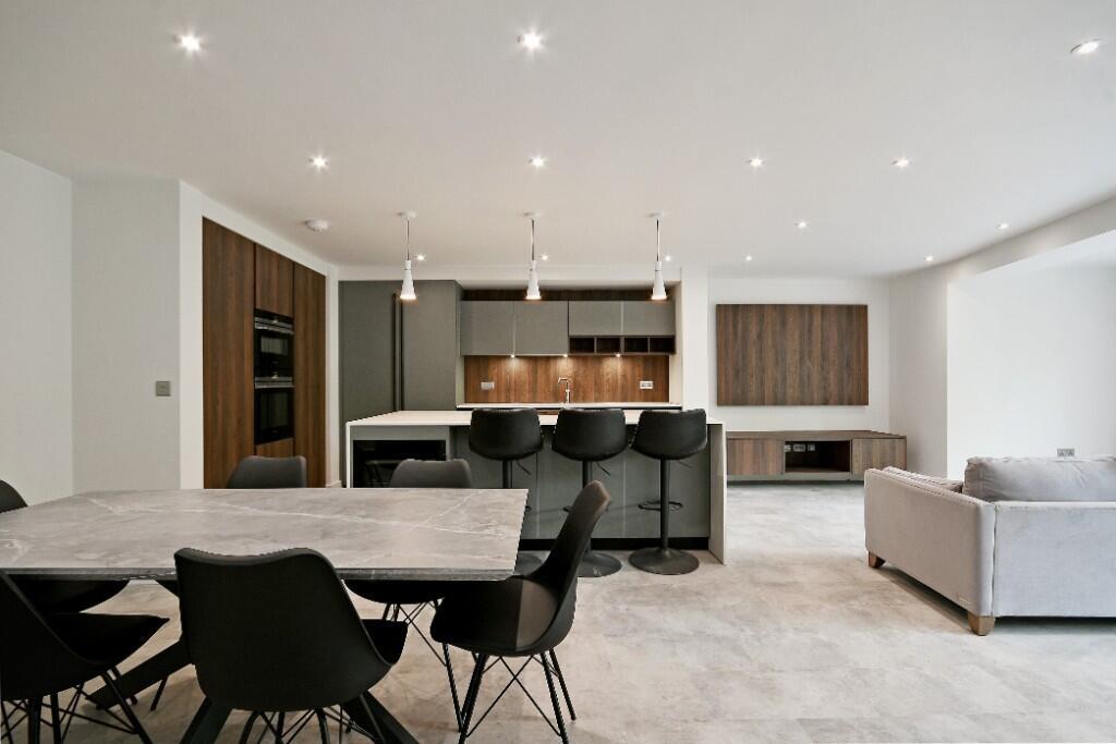 Main image of property: Apartment 7, Brunswick Place, David Baldwin Way
