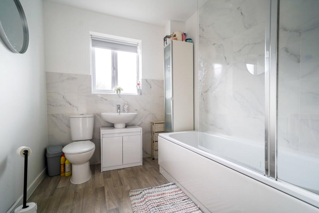 Additional image 12 of Aston Avenue, Shirley