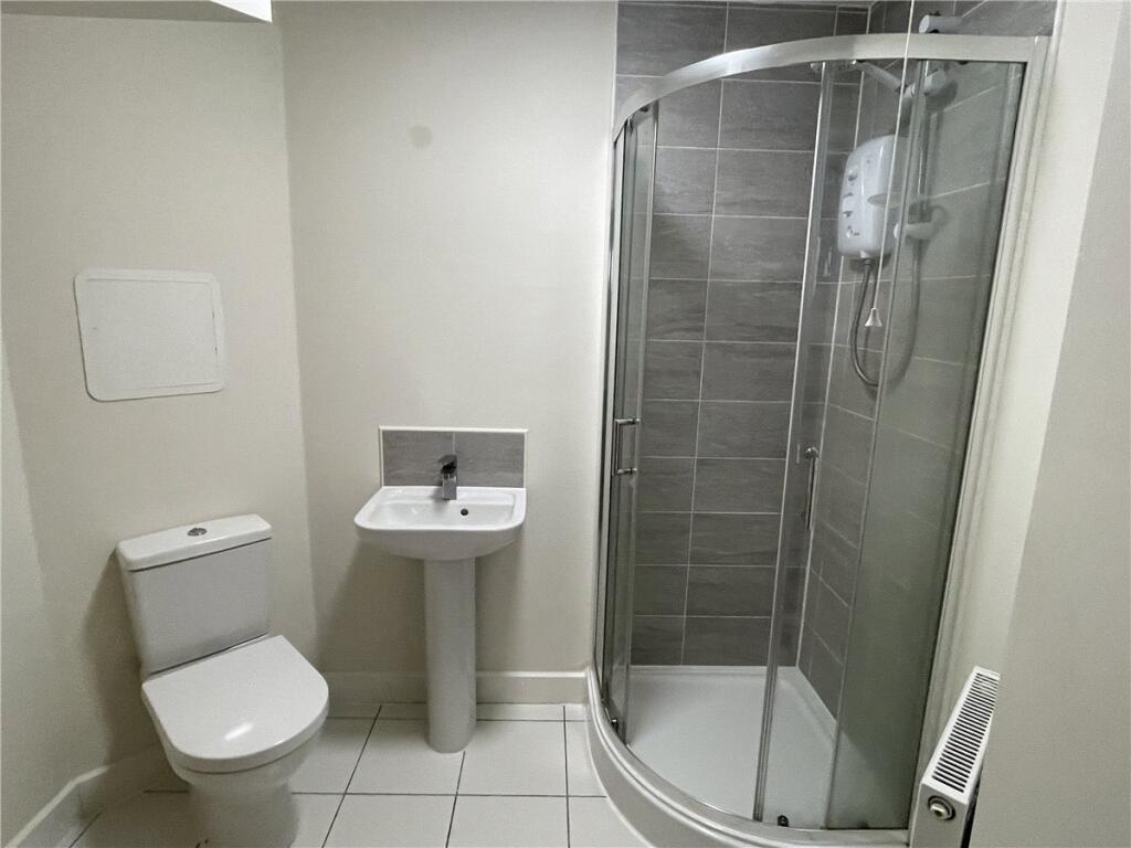 House in Doncaster, South Yorkshire - More