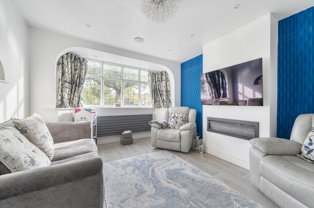 House in Enfield - View 3