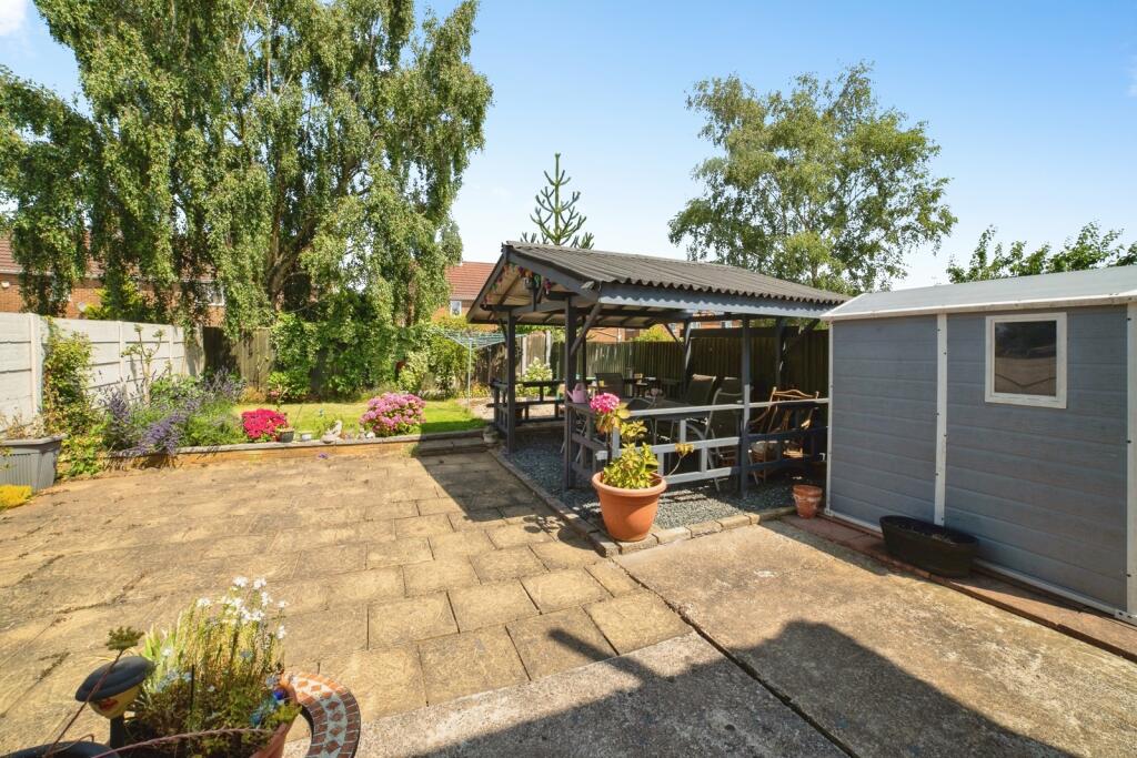 House in Ashfield, Sutton in Ashfield, Nottinghamshire - View 3