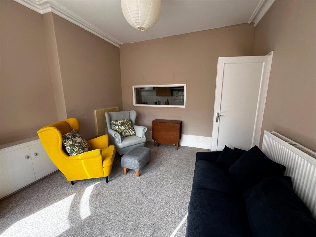 Apartment in Ryde, Oakfield - View 3