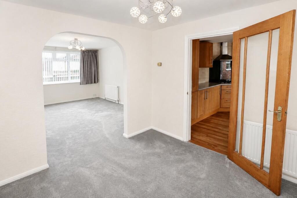 House in Rushden, North Northamptonshire - View 5