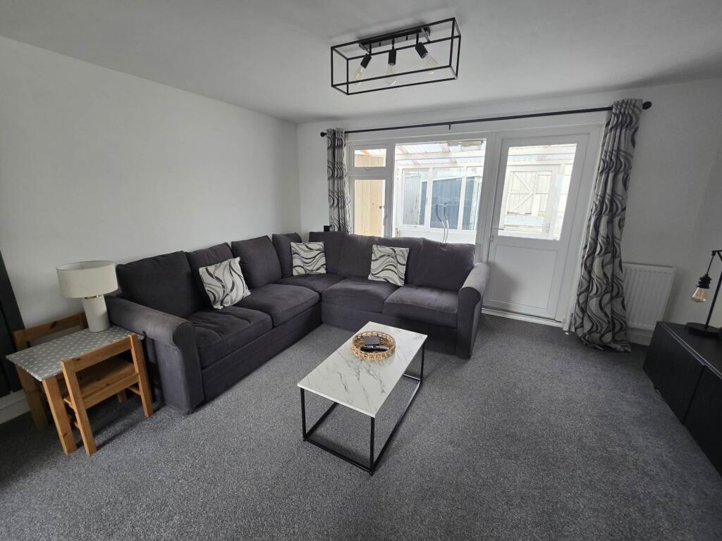 Clovelly Close, Bideford photo 2