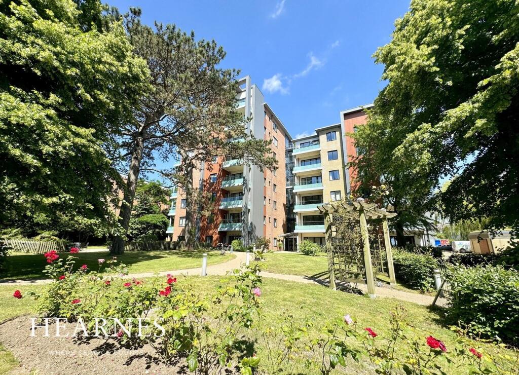 Main image of property: Parkstone Road, Poole, BH15