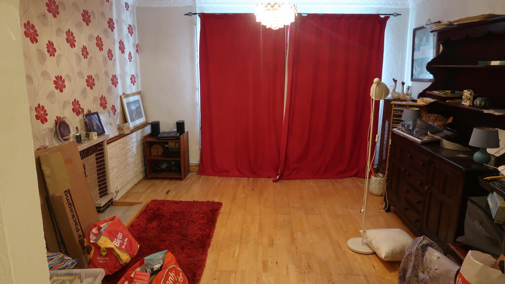 Queen Street, Nantyglo, Blaenau Gwent photo 2