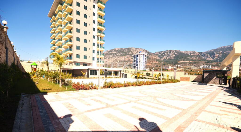 Main image of property: Antalya, Alanya, Mahmutlar