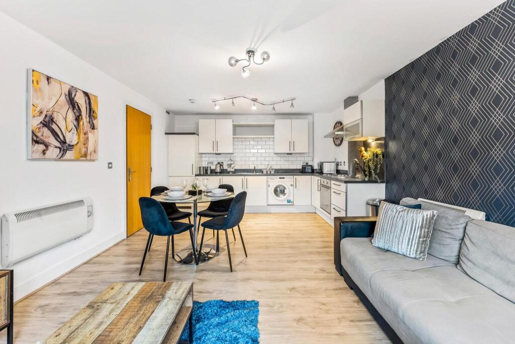 Main image of property: 10 Ellis Court