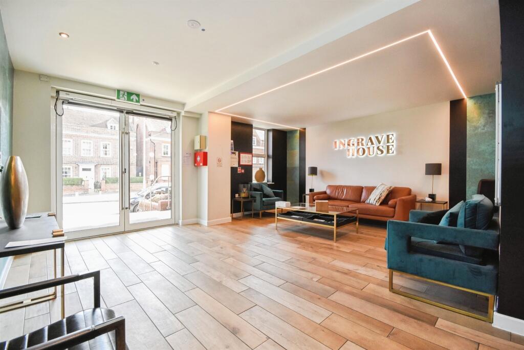 Apartment in Chelmsford - More