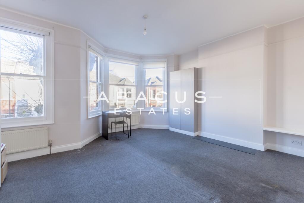Bathurst Gardens, Kensal Rise, NW10 photo 3