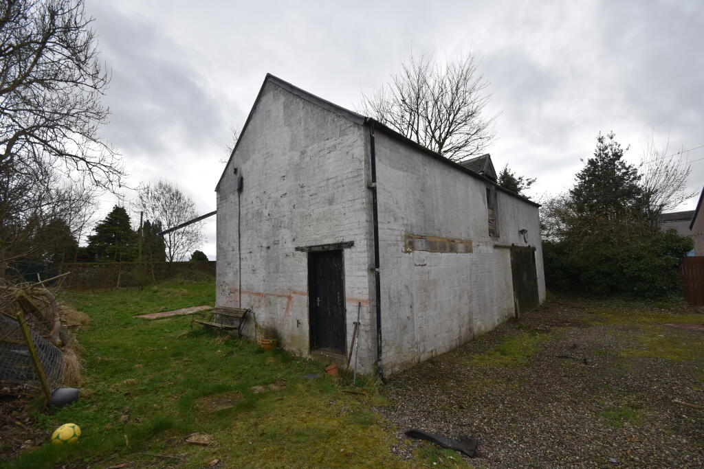 68b Main Street Carnwath photo 3