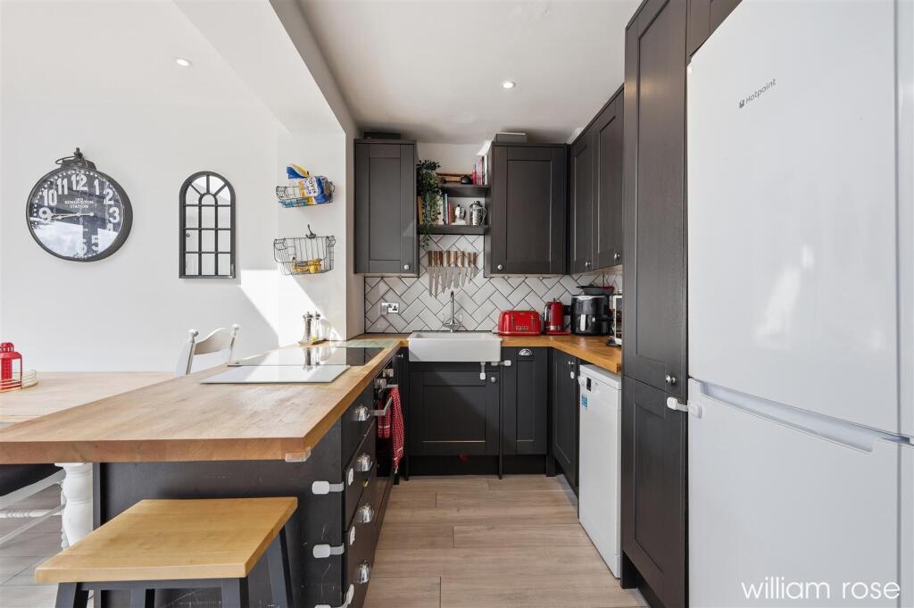 Bluehouse Road, Chingford - View 5