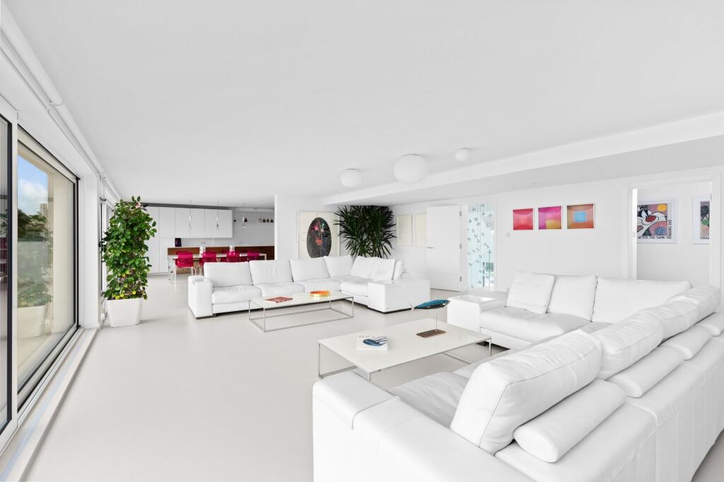 Botany Close, Rustington, BN16 photo 4