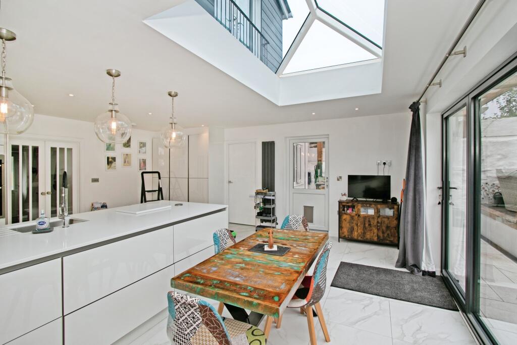 House in Truro - View 3