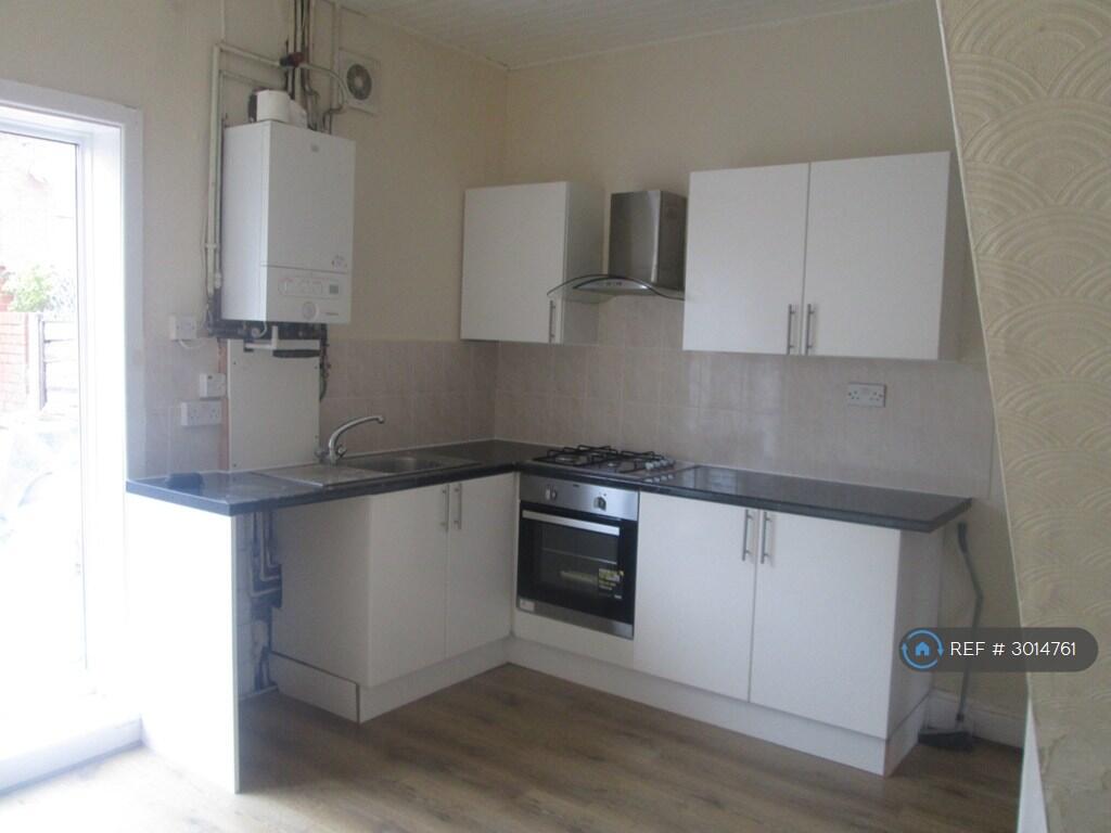 House in Bolton - View 4