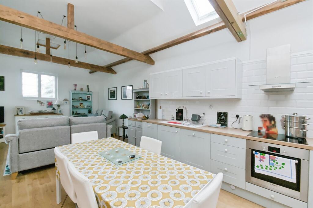 House in Rother, Bexhill-on-Sea - View 4