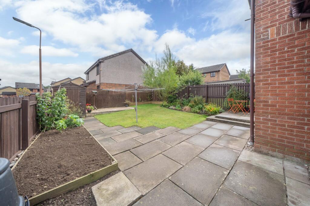 House in Edinburgh - View 4